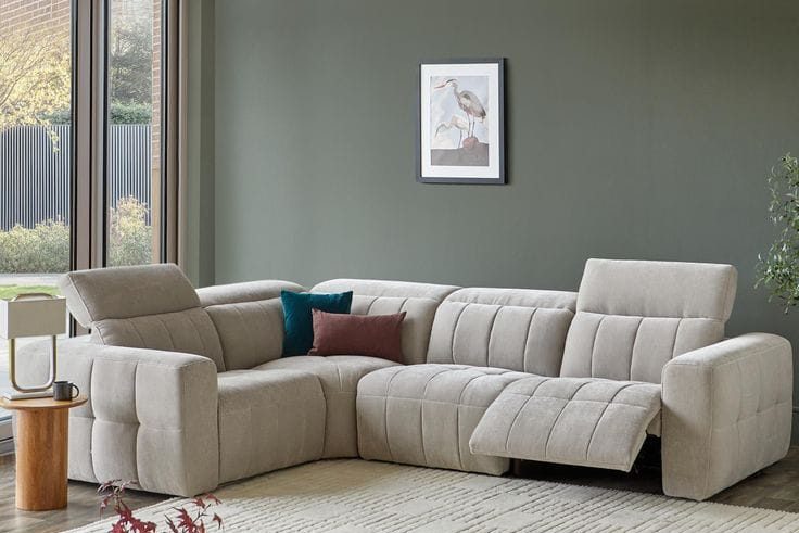 Kenali 7 Jenis Sofa dan Fungsinya untuk Hunian yang Nyaman 5 WhatsApp Image 2025 09 29 at 15.17.05 edited