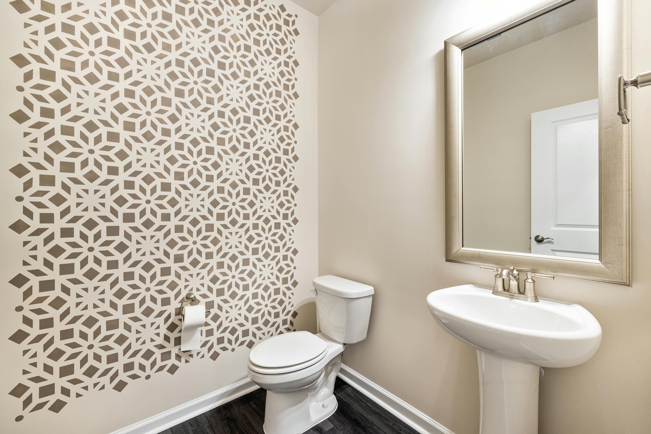 wallpaper kamar mandi