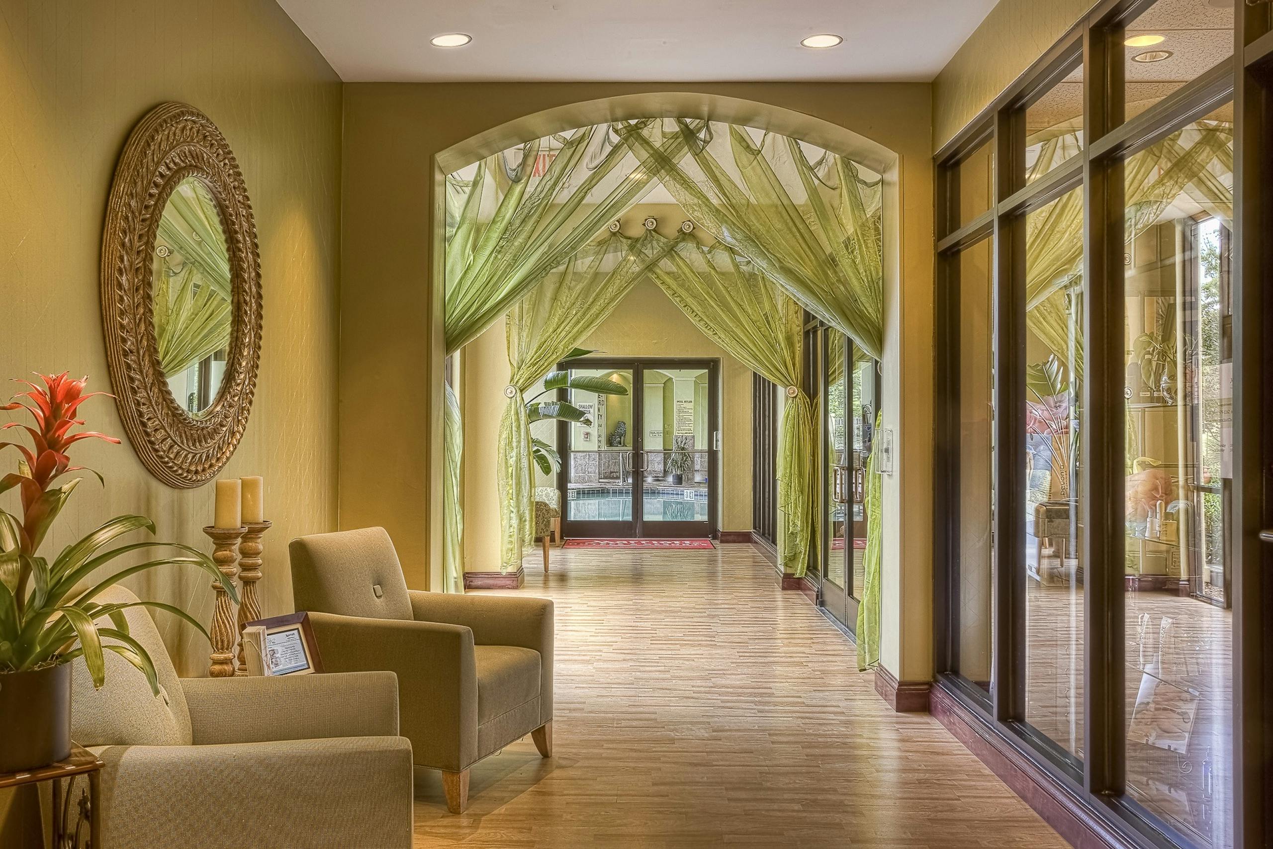 investasi interior